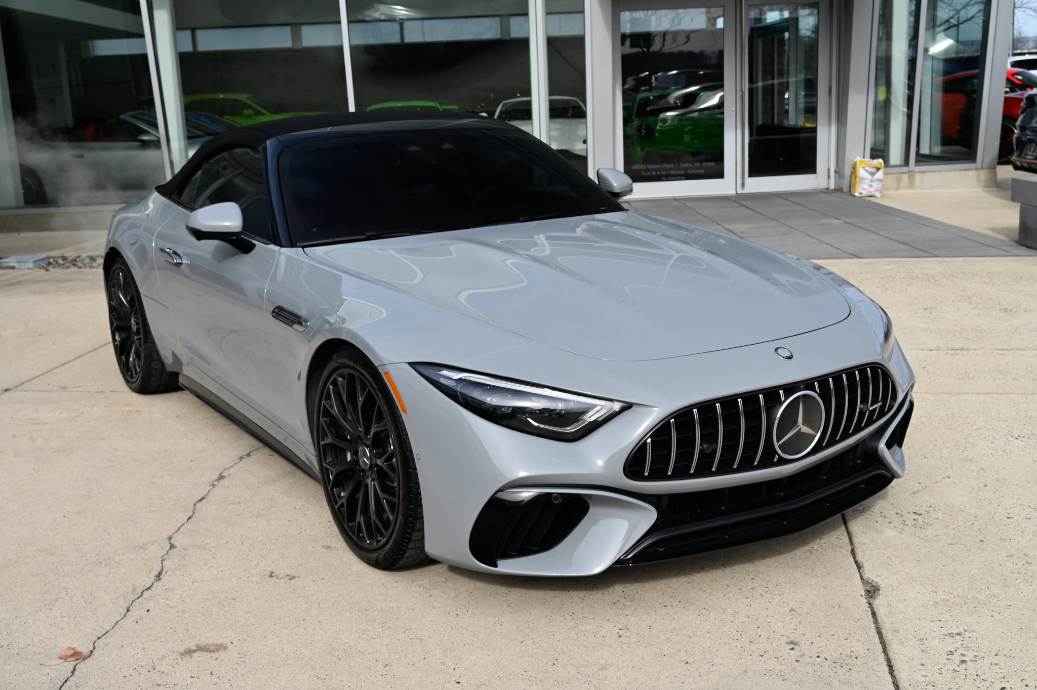 Used 2024 Mercedes-Benz SL 63 AMG 4MATIC image 3