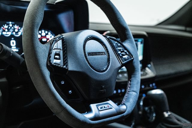 Used 2018 Chevrolet Camaro ZL1 image 23