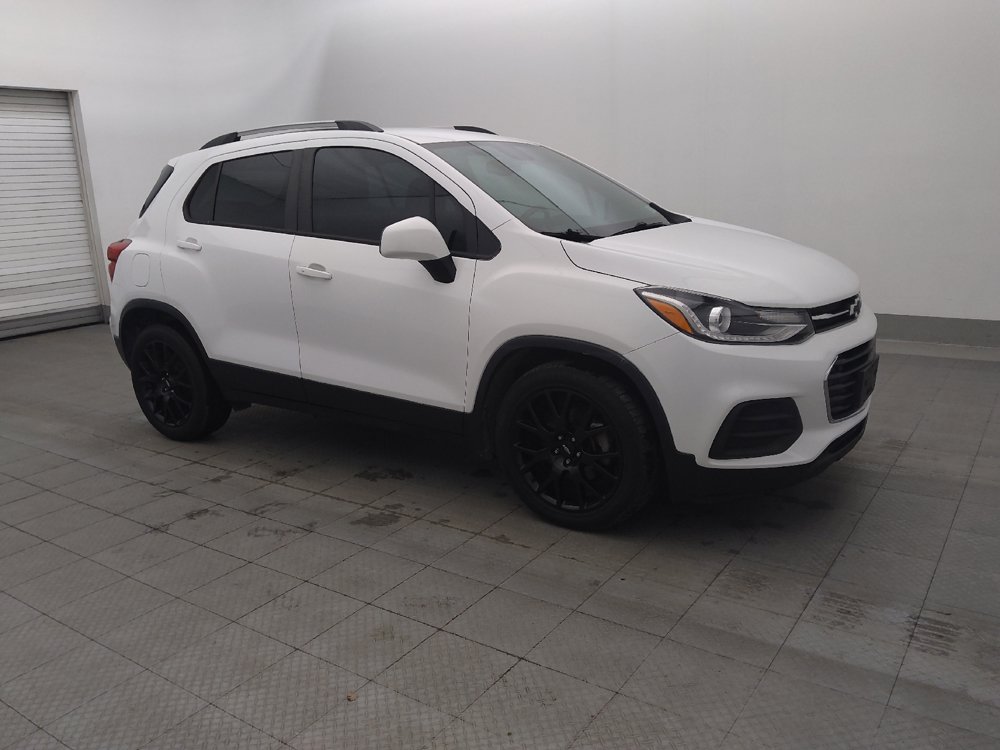 Used 2022 Chevrolet Trax LT w/ Sport Edition FWD image 11