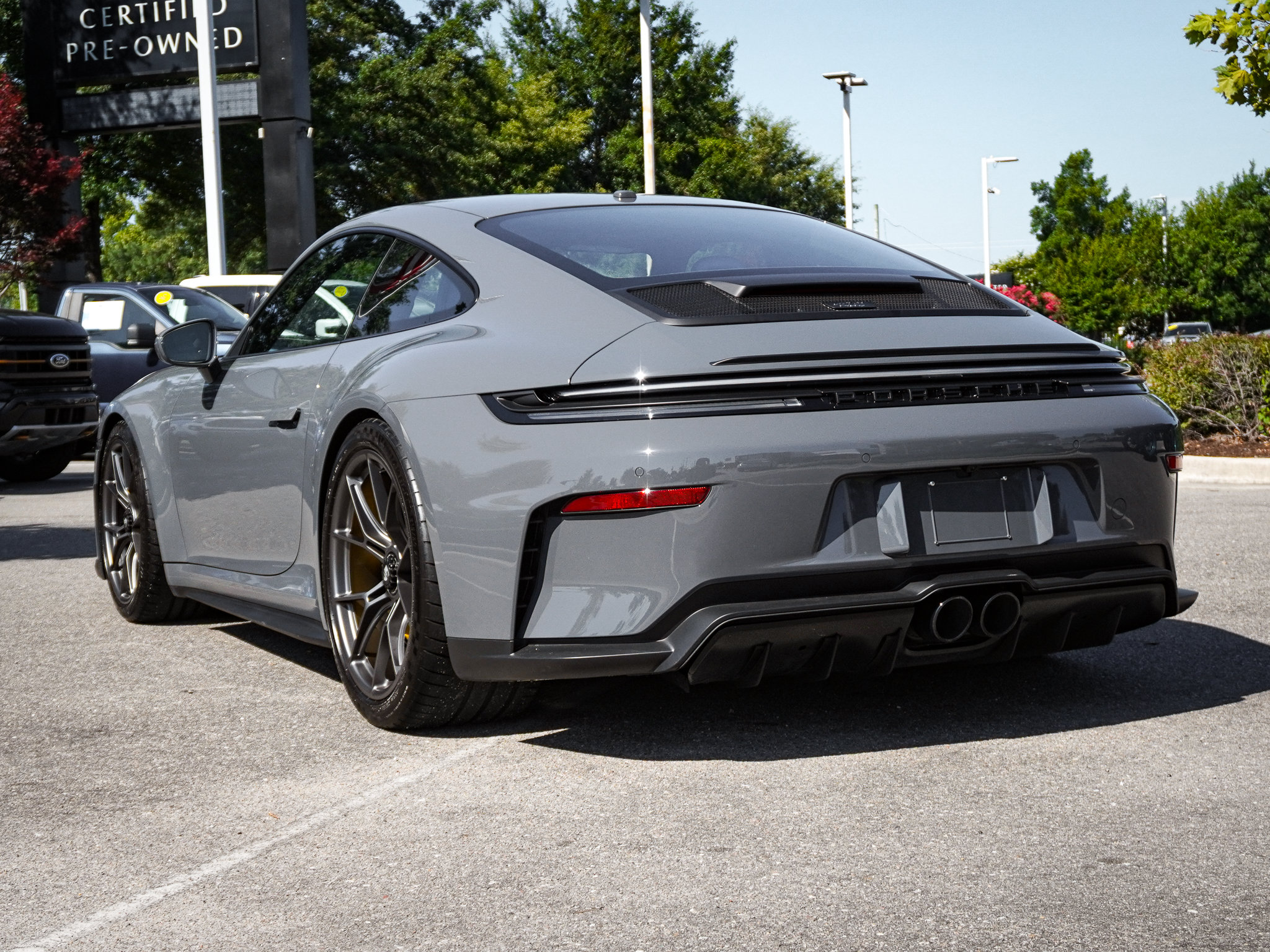 Used 2026 Porsche 911 GT3 RWD image 8