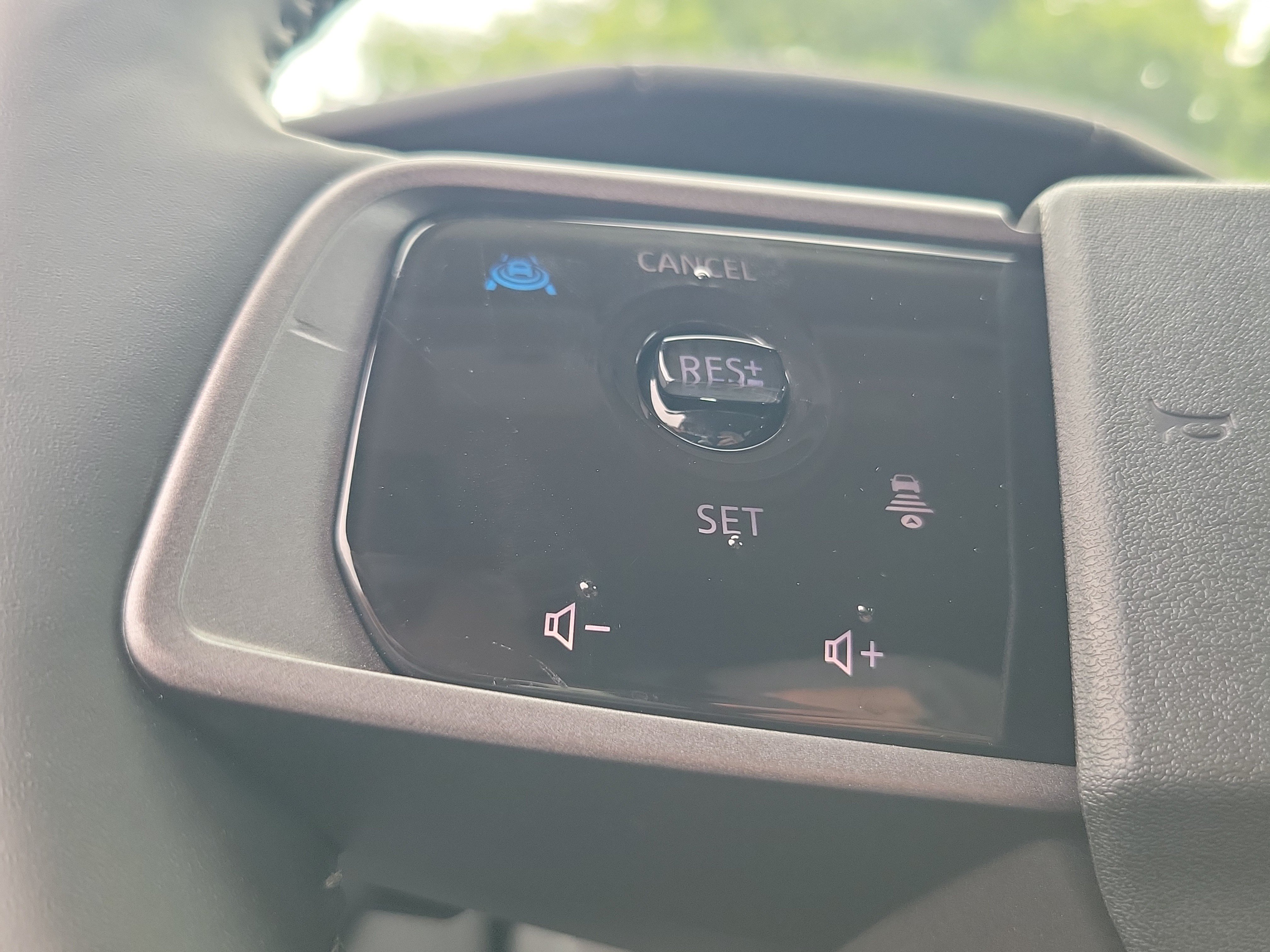Certified 2025 Nissan Murano SV FWD image 21