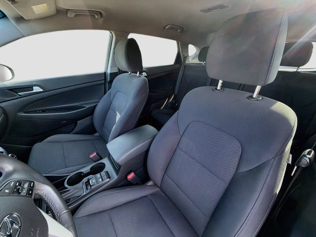 Used 2020 Hyundai Tucson Sport FWD image 12