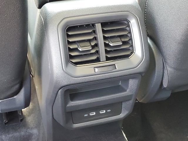 New 2026 Volkswagen Taos SEL AWD/4WD image 11