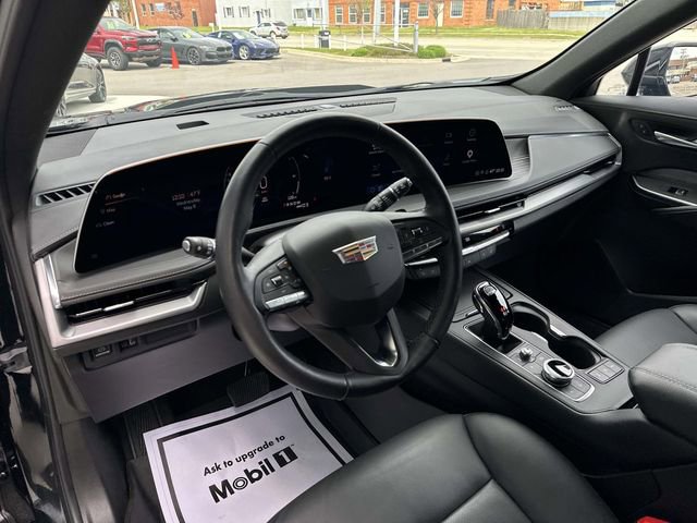 Certified 2025 Cadillac XT4 Premium Luxury AWD/4WD image 18