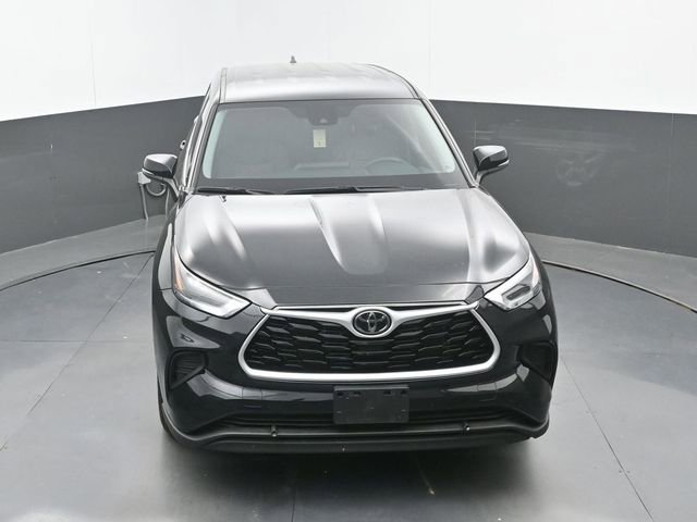 Used 2021 Toyota Highlander L FWD image 14