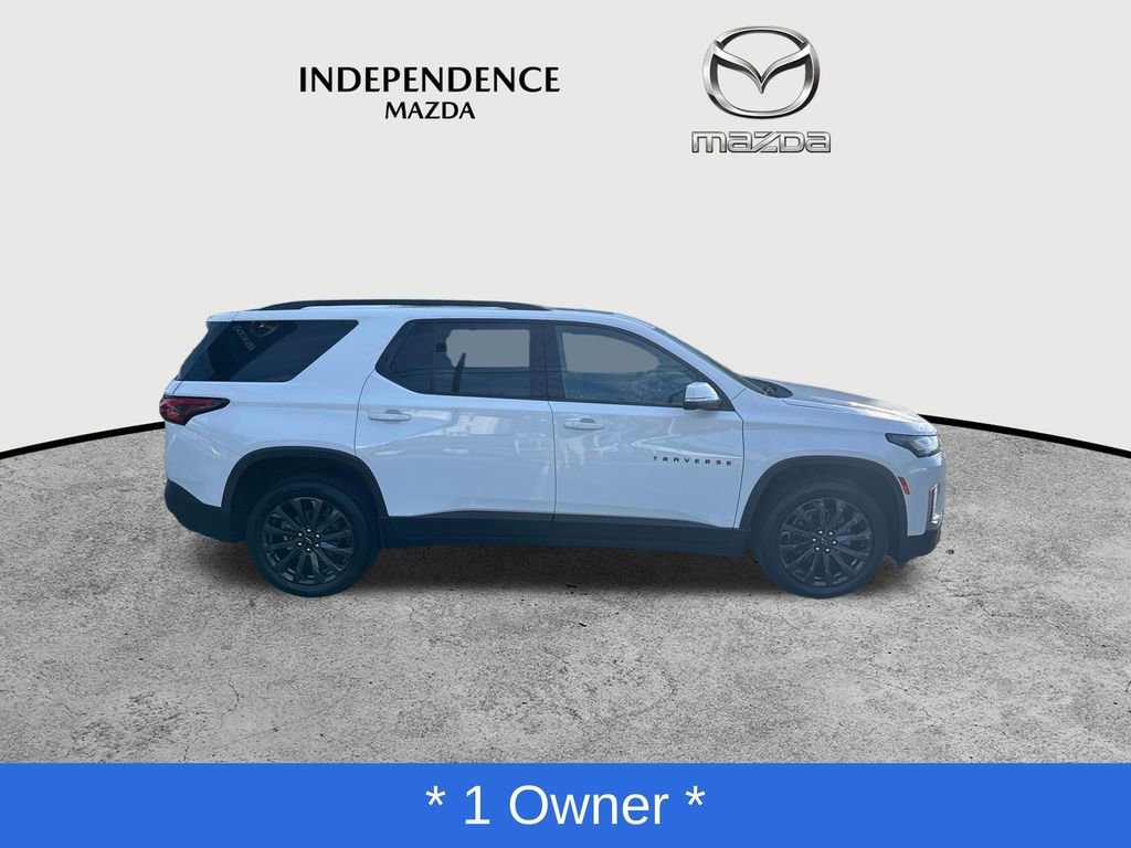 Used 2023 Chevrolet Traverse RS AWD/4WD image 2