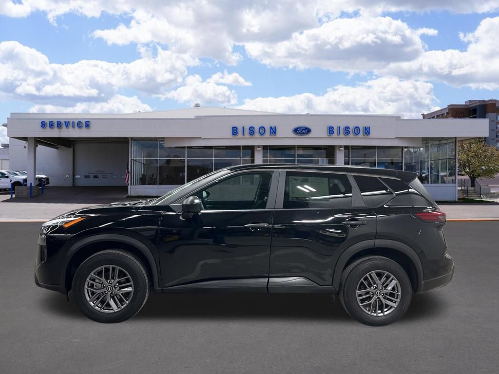 Used 2024 Nissan Rogue S image 6