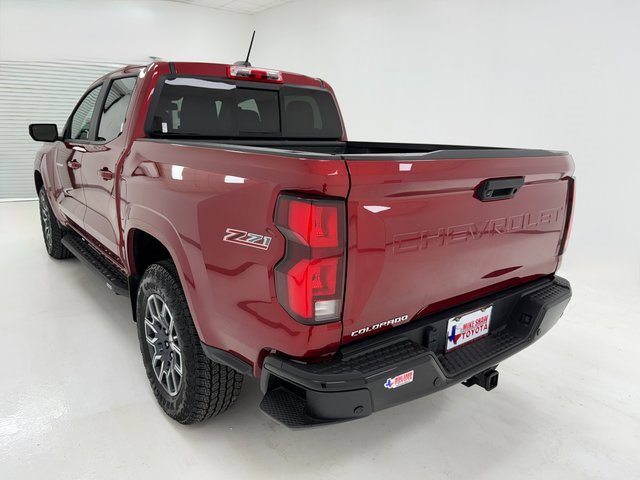 Used 2024 Chevrolet Colorado Z71 w/ Z71 Convenience Package 2 image 38