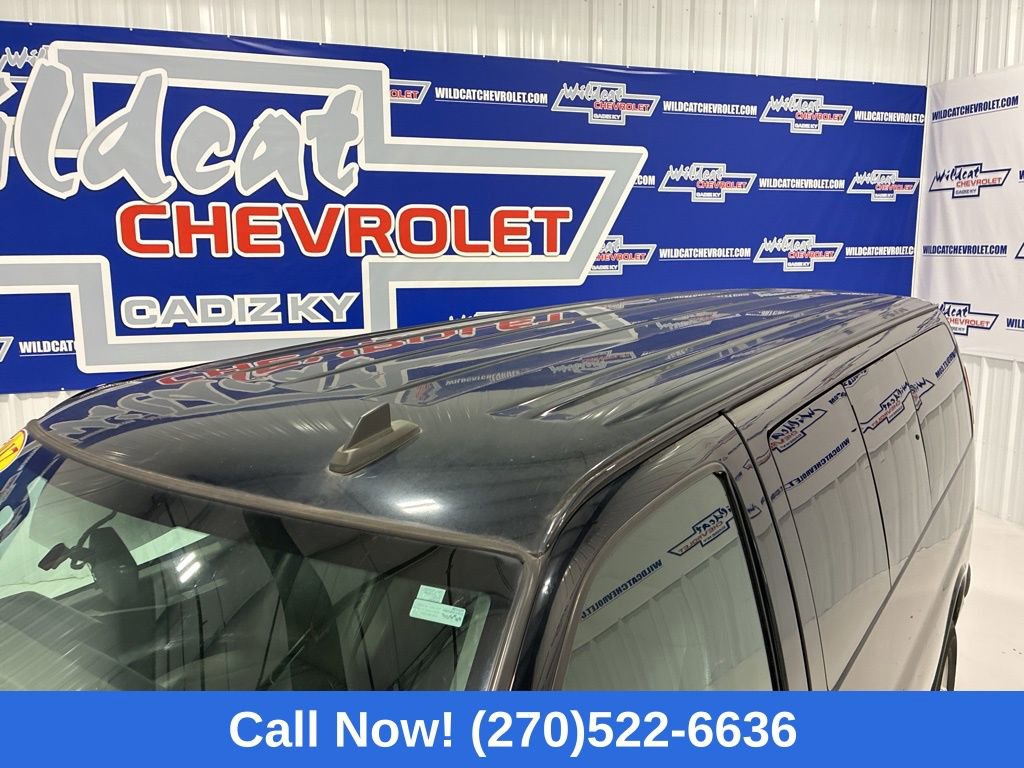 Used 2017 Chevrolet Express 2500 LS RWD image 9