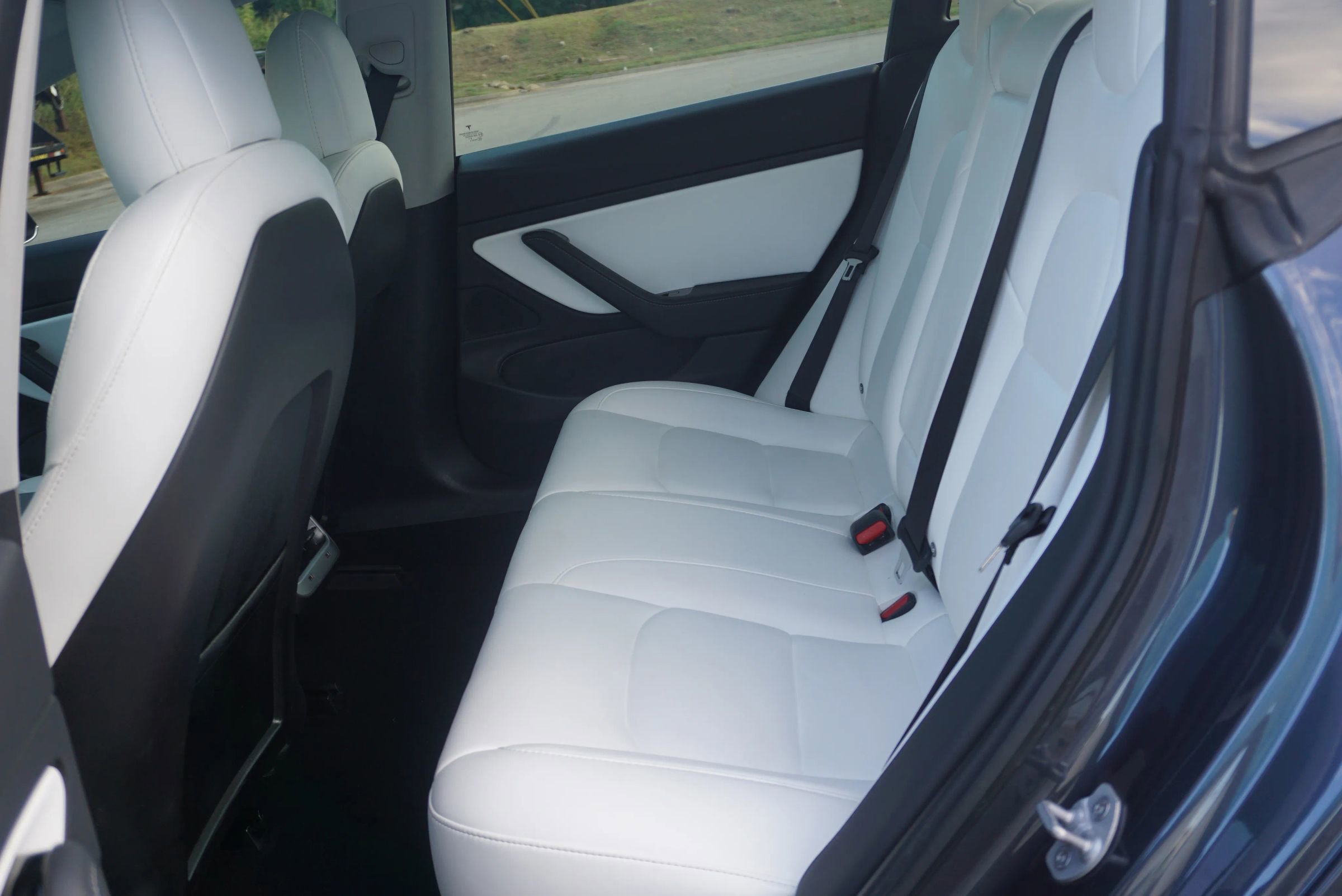 Used 2018 Tesla Model 3 Long Range image 19