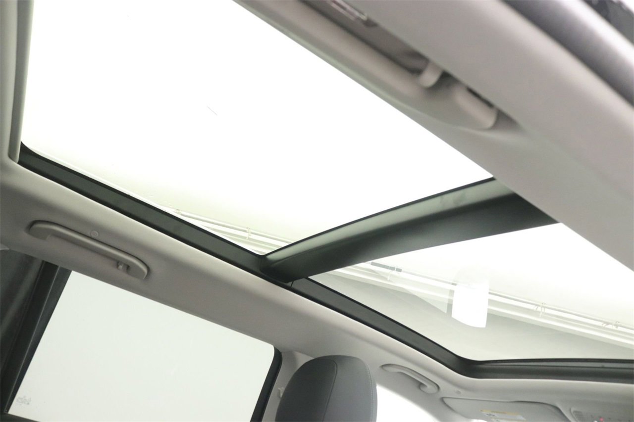 New 2026 Mercedes-Benz GLS 450 4MATIC image 14