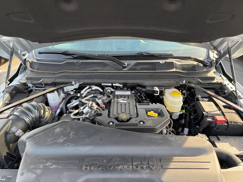 New 2026 RAM 3500 Tradesman AWD/4WD image 8