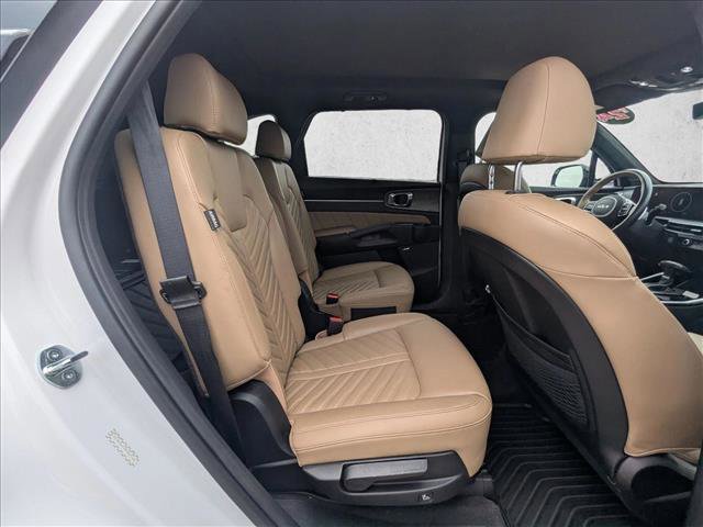Used 2024 Kia Sorento SX Prestige w/ Olive Brown Leather Package image 19