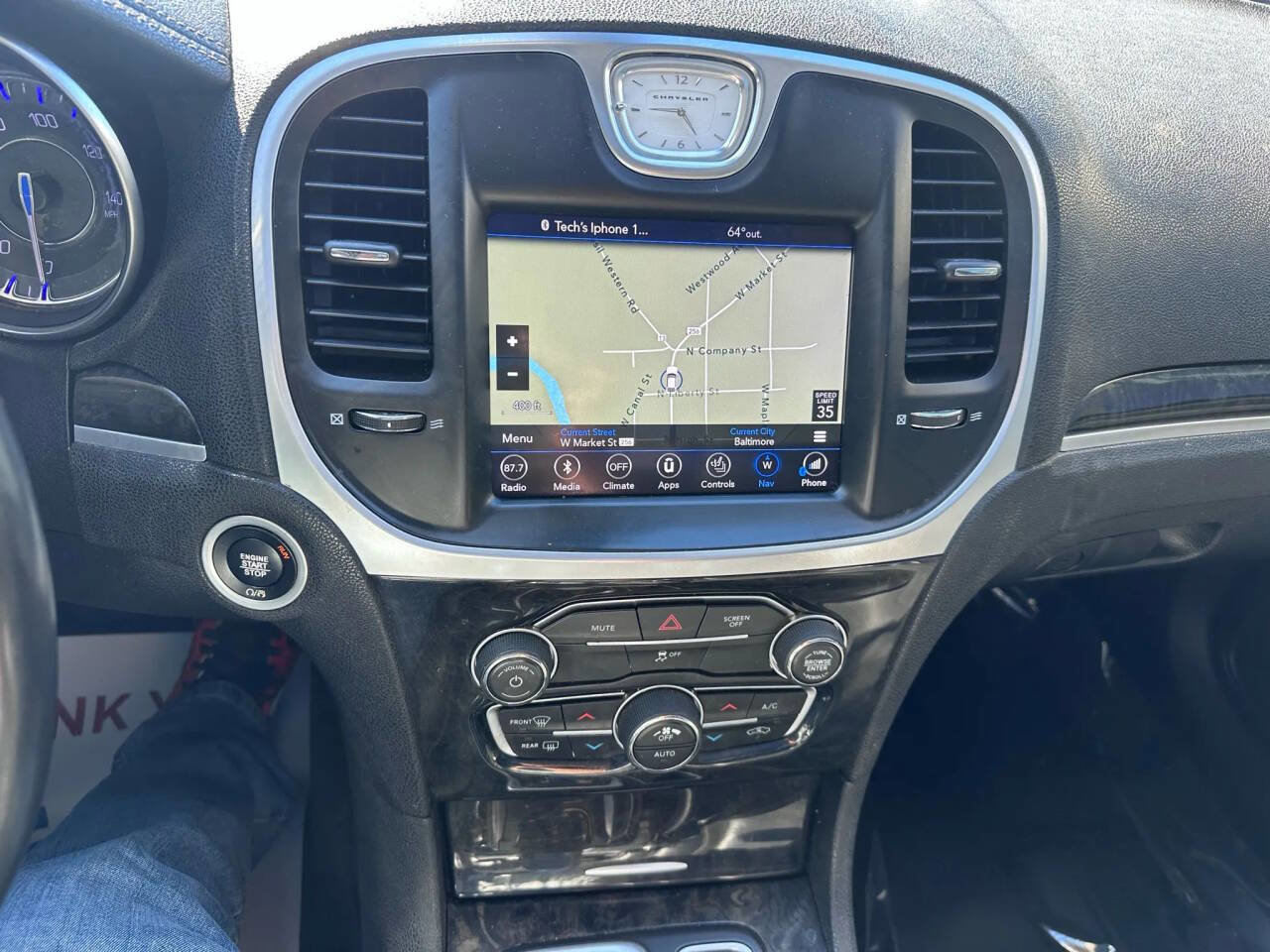 Used 2019 Chrysler 300 Limited image 17