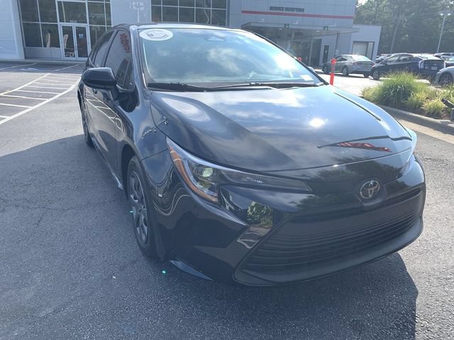 Used 2026 Toyota Corolla LE FWD image 2