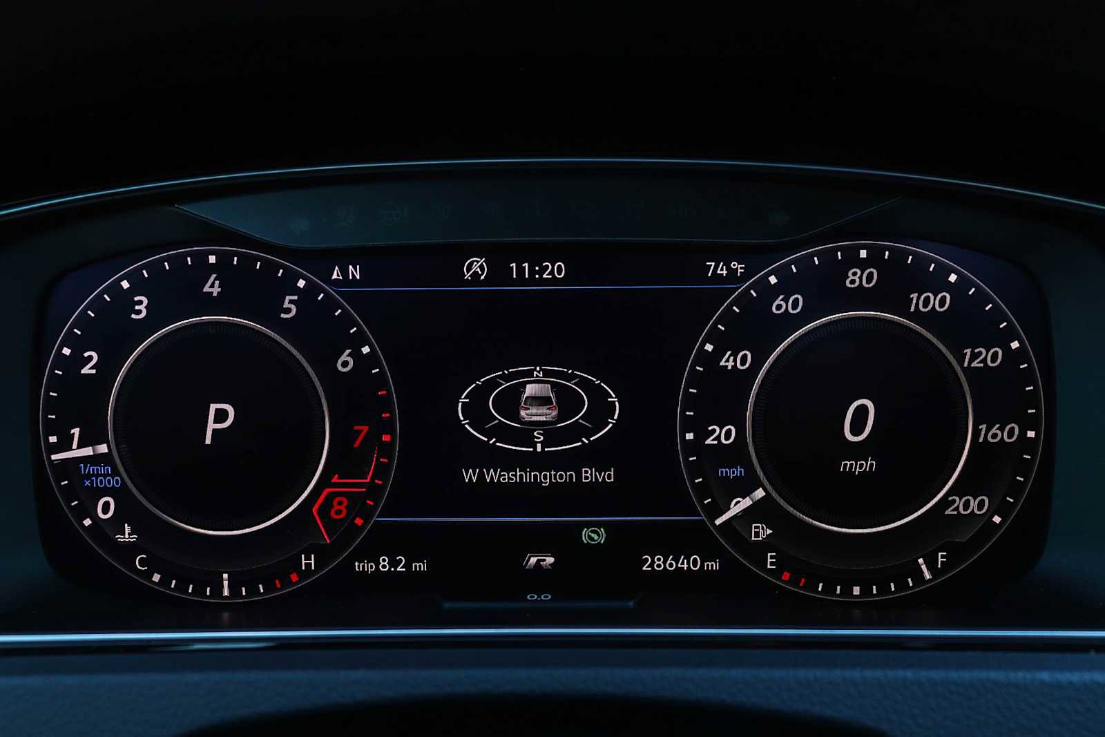 Used 2019 Volkswagen Golf R 4-Door image 24