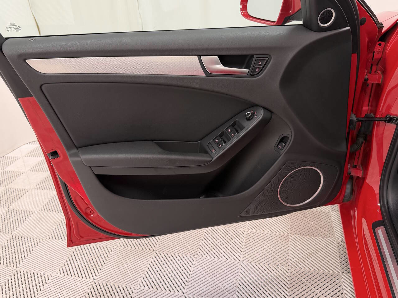 Used 2011 Audi A4 2.0T Premium Plus image 26