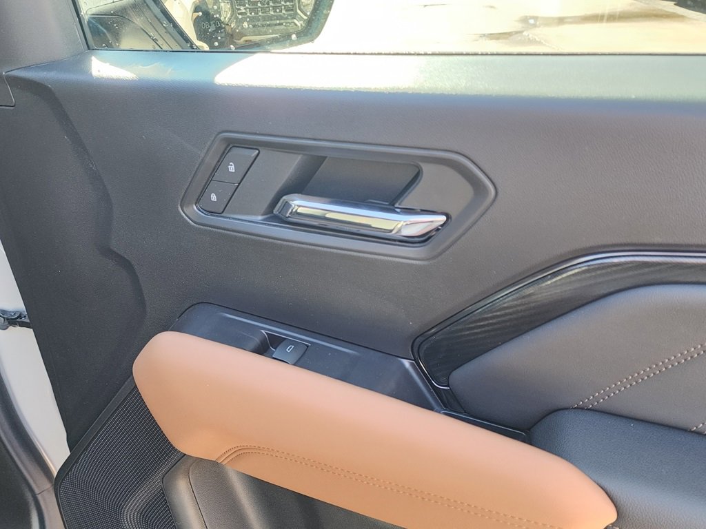 New 2026 GMC Canyon AT4 image 40