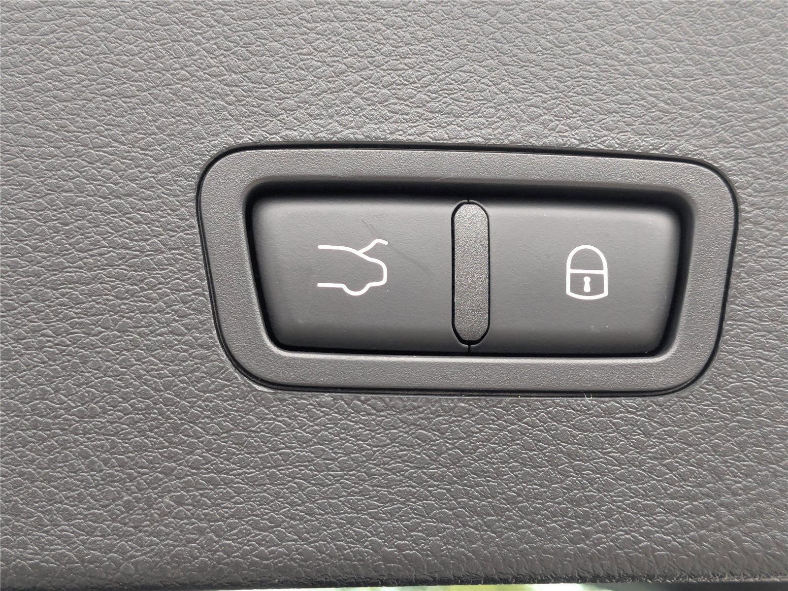 Used 2024 Dodge Hornet R/T Plus w/ Tech Pack Plus w/o Parking image 15