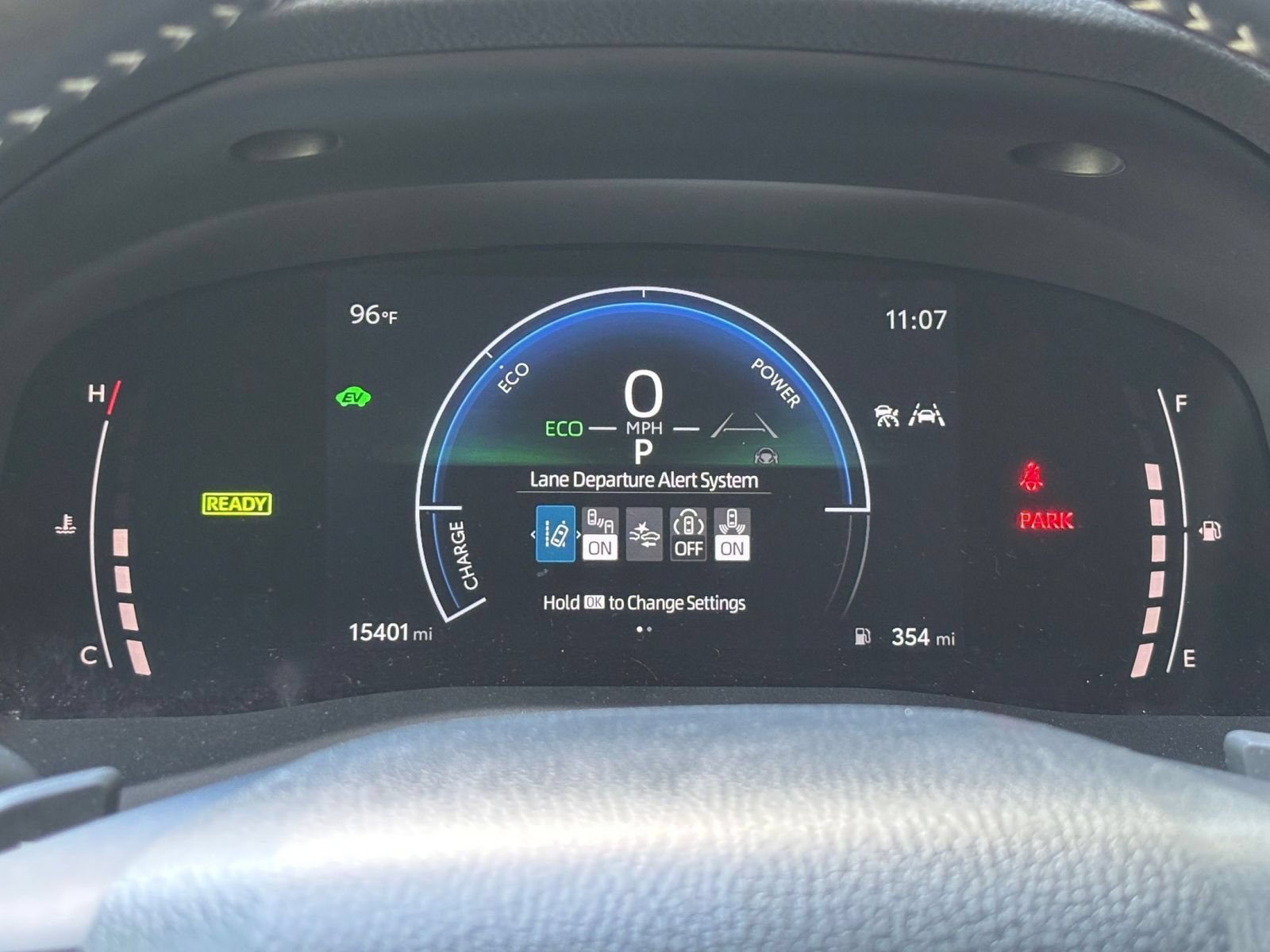 Used 2026 Toyota Camry SE FWD image 39