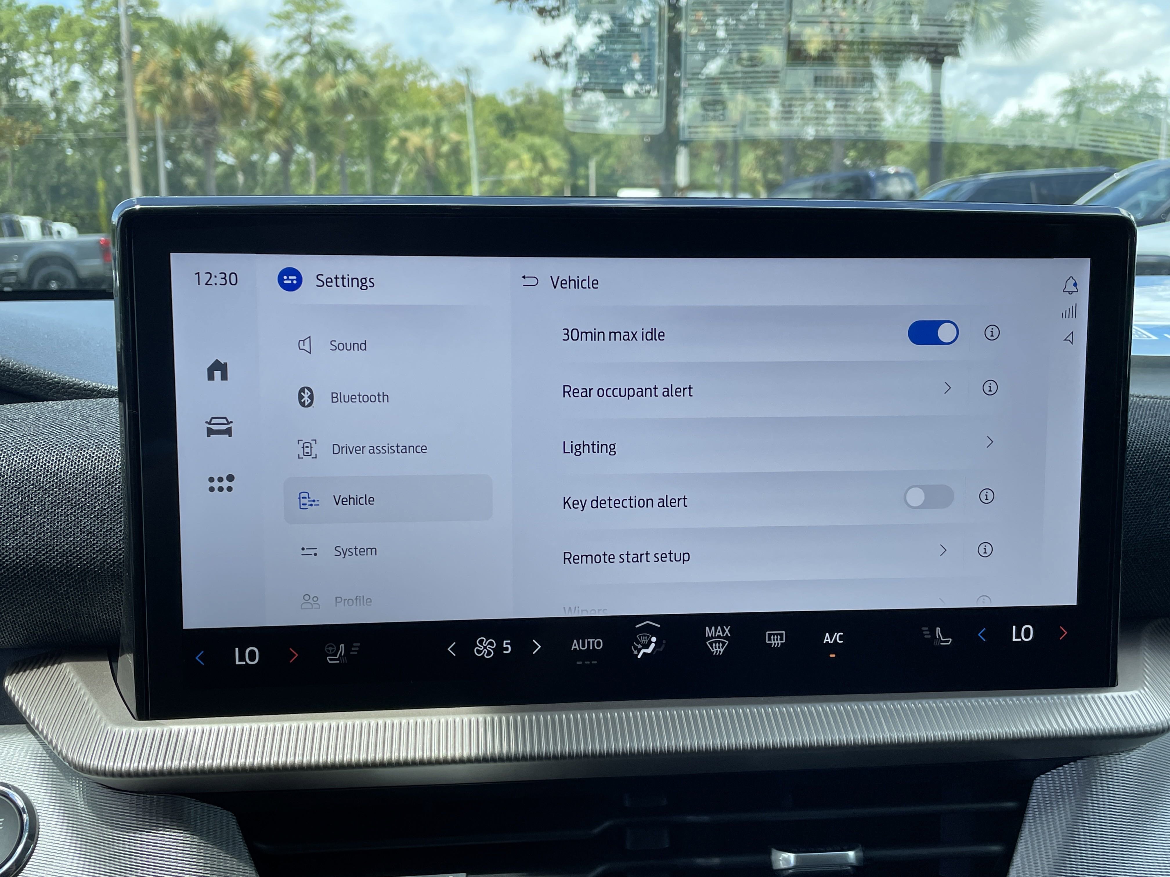 New 2025 Ford Explorer Active w/ Active Comfort Package image 29