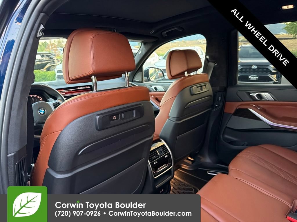 Used 2021 BMW X7 M50i w/ Cold Weather Package AWD/4WD image 21