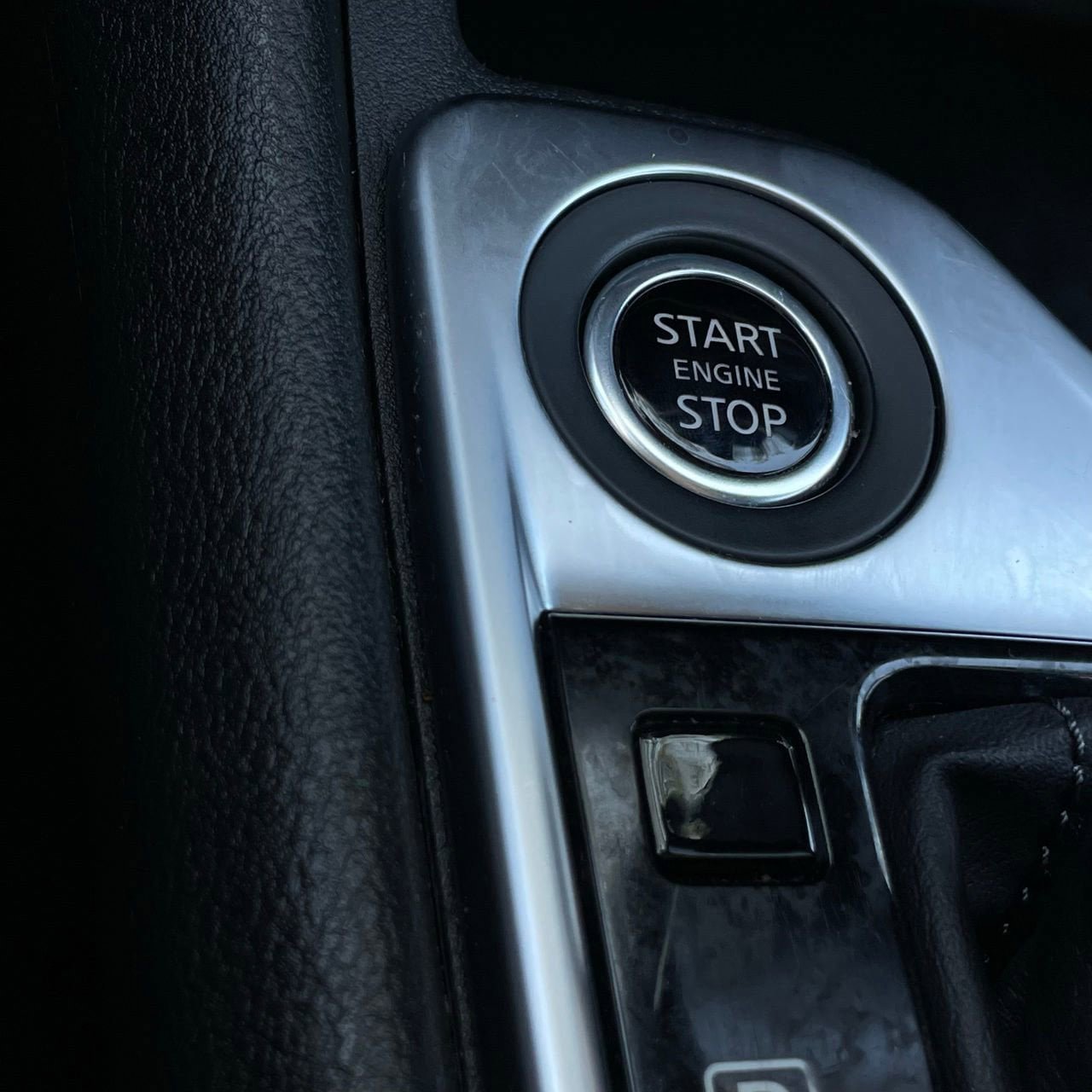 Used 2024 Nissan Sentra SV FWD image 17