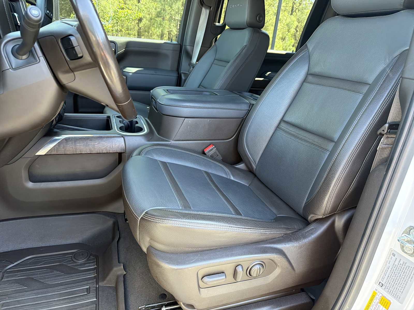 Used 2022 GMC Sierra 2500 Denali w/ Denali Ultimate Package image 23