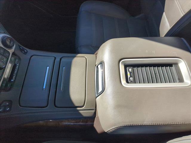 Used 2015 GMC Yukon Denali w/ Premium Package image 15