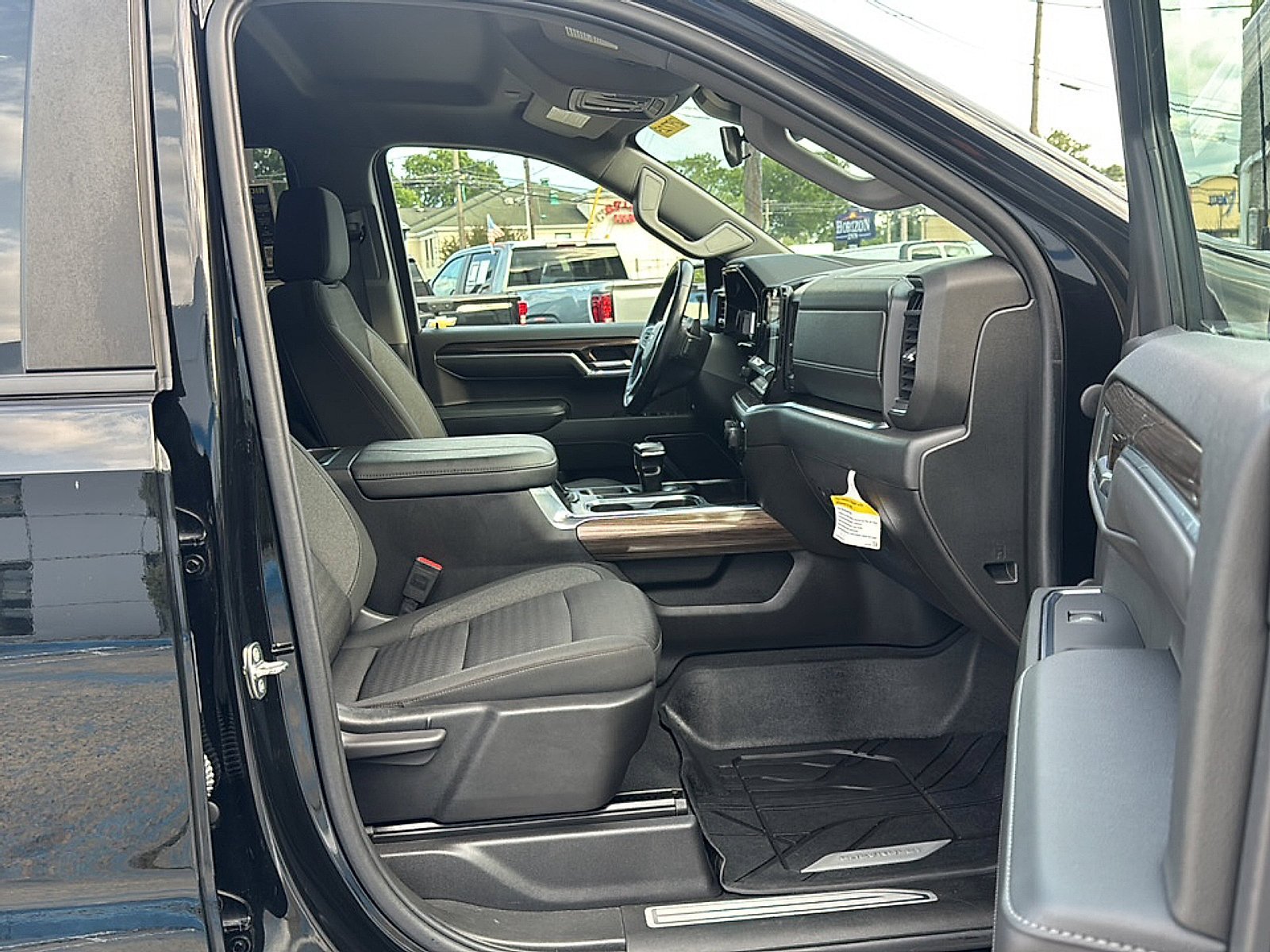 Used 2023 Chevrolet Silverado 1500 RST w/ Protection Package AWD/4WD image 14