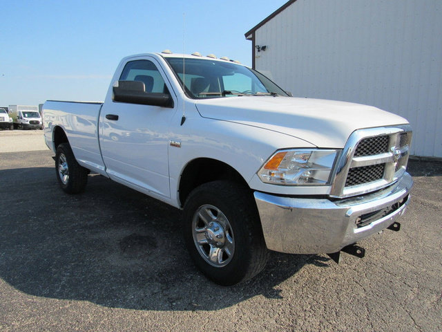 Used 2018 RAM 2500 Tradesman w/ Chrome Appearance Group AWD/4WD image 9