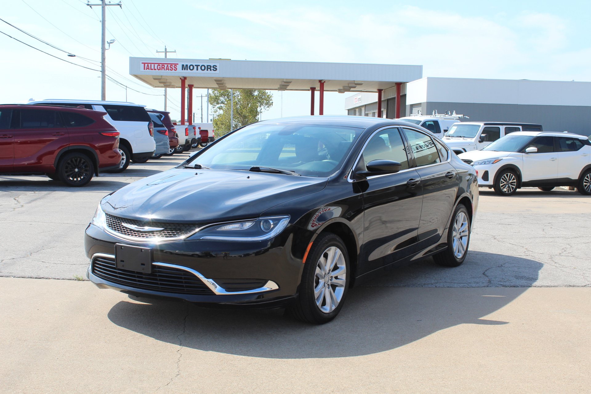 Used 2015 Chrysler 200 Limited FWD image 11