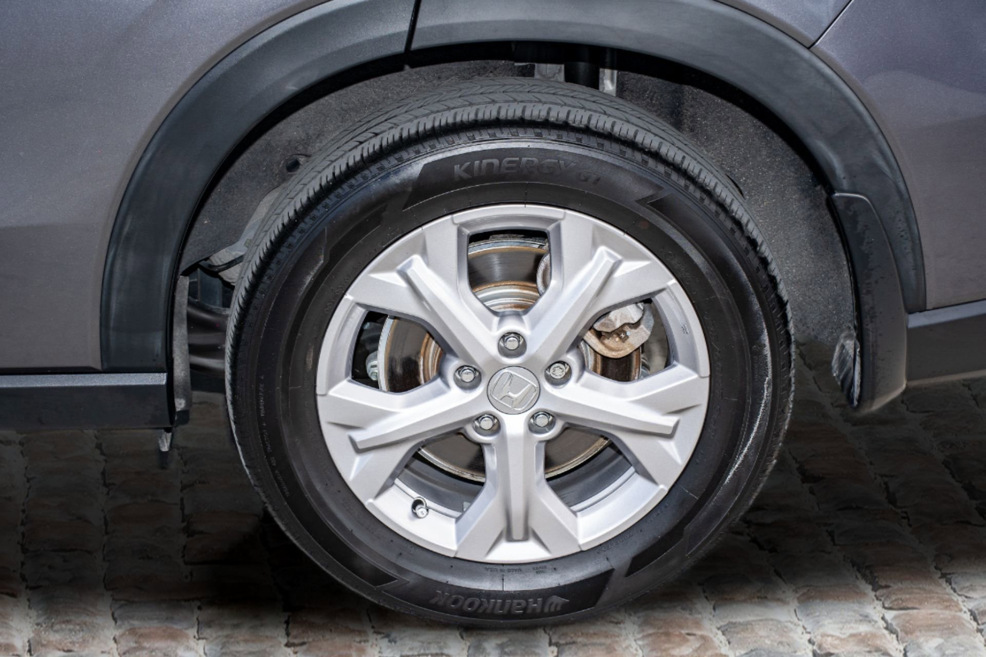 Certified 2023 Honda HR-V LX image 38