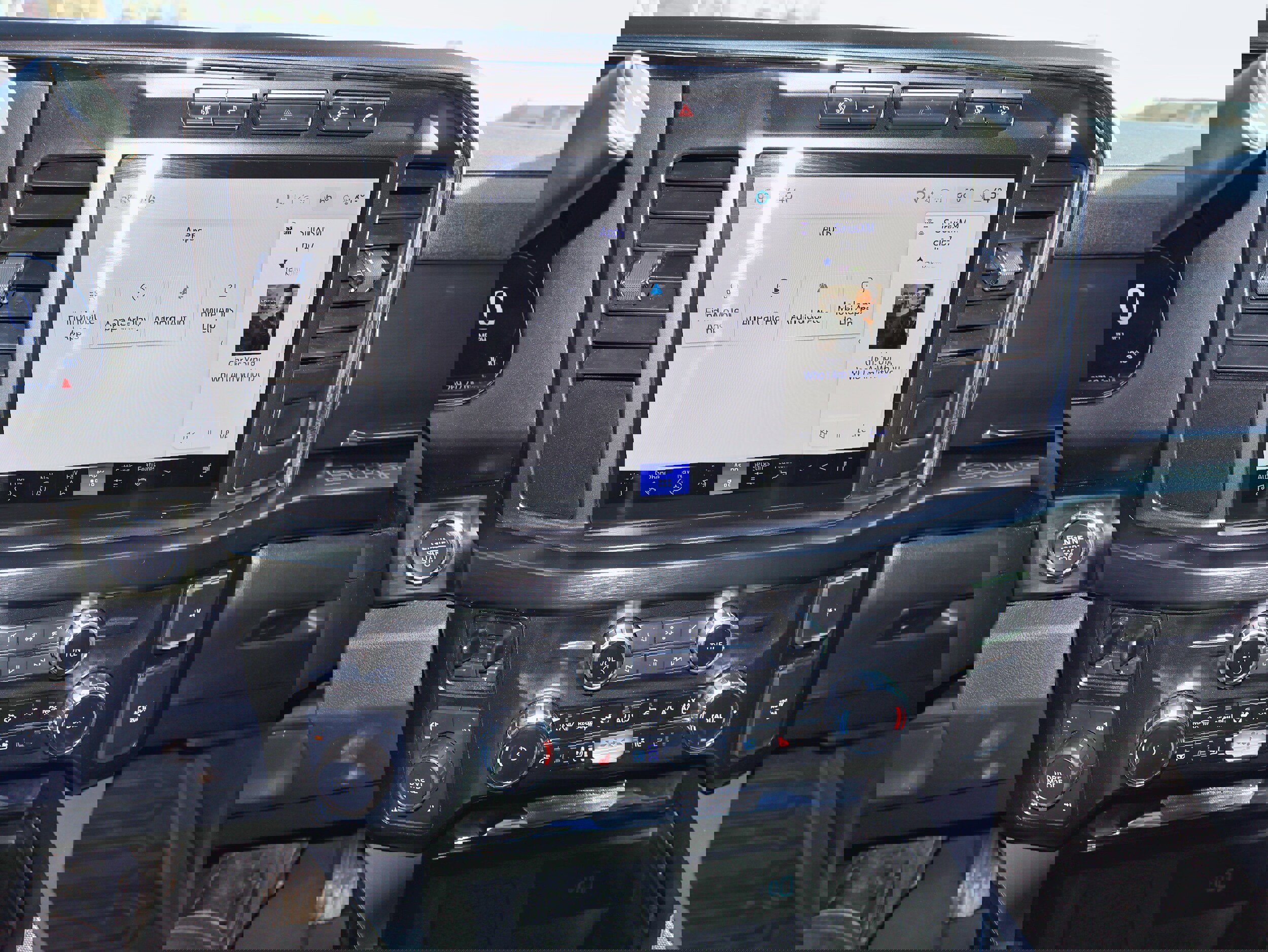 Used 2024 Ford F250 Lariat w/ Sport Appearance Package image 23