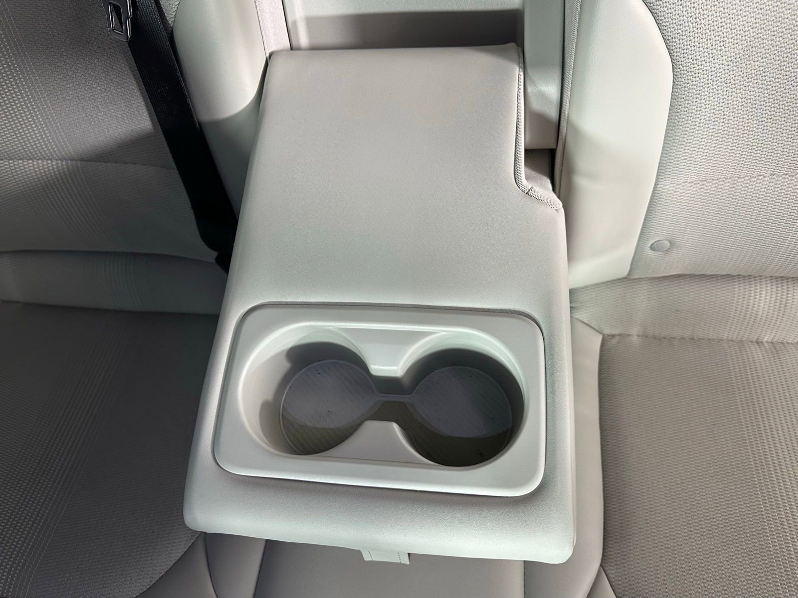Used 2023 Kia Niro EX Touring image 32