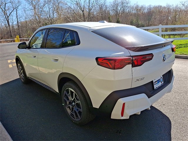 New 2025 BMW X2 xDrive28i w/ Convenience Package image 4