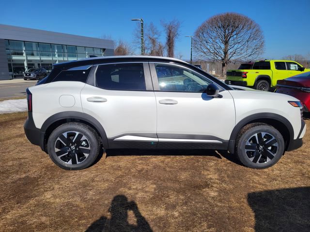 New 2026 Nissan Kicks SV w/ SV Premium Package image 2