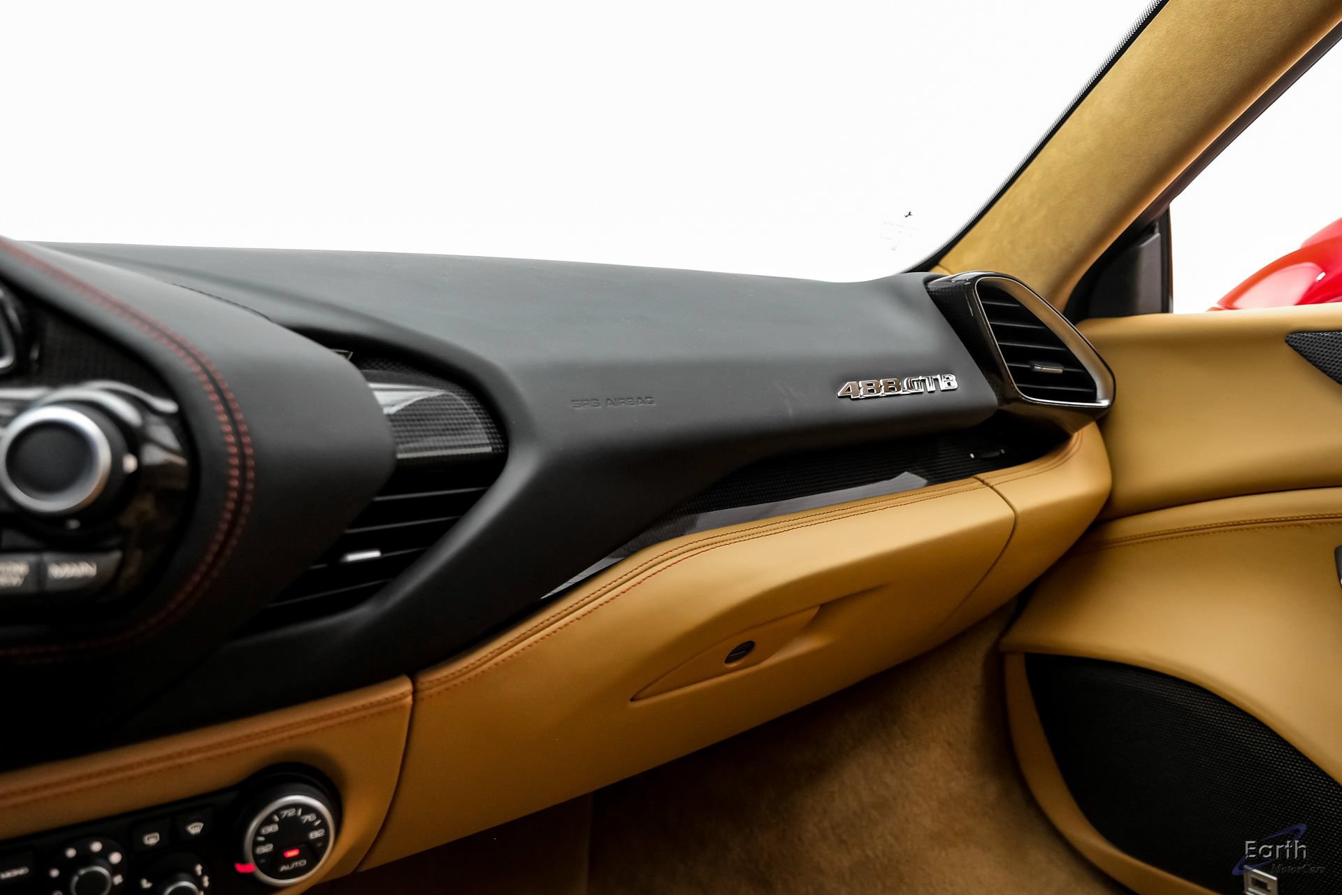 Used 2017 Ferrari 488 GTB RWD image 81