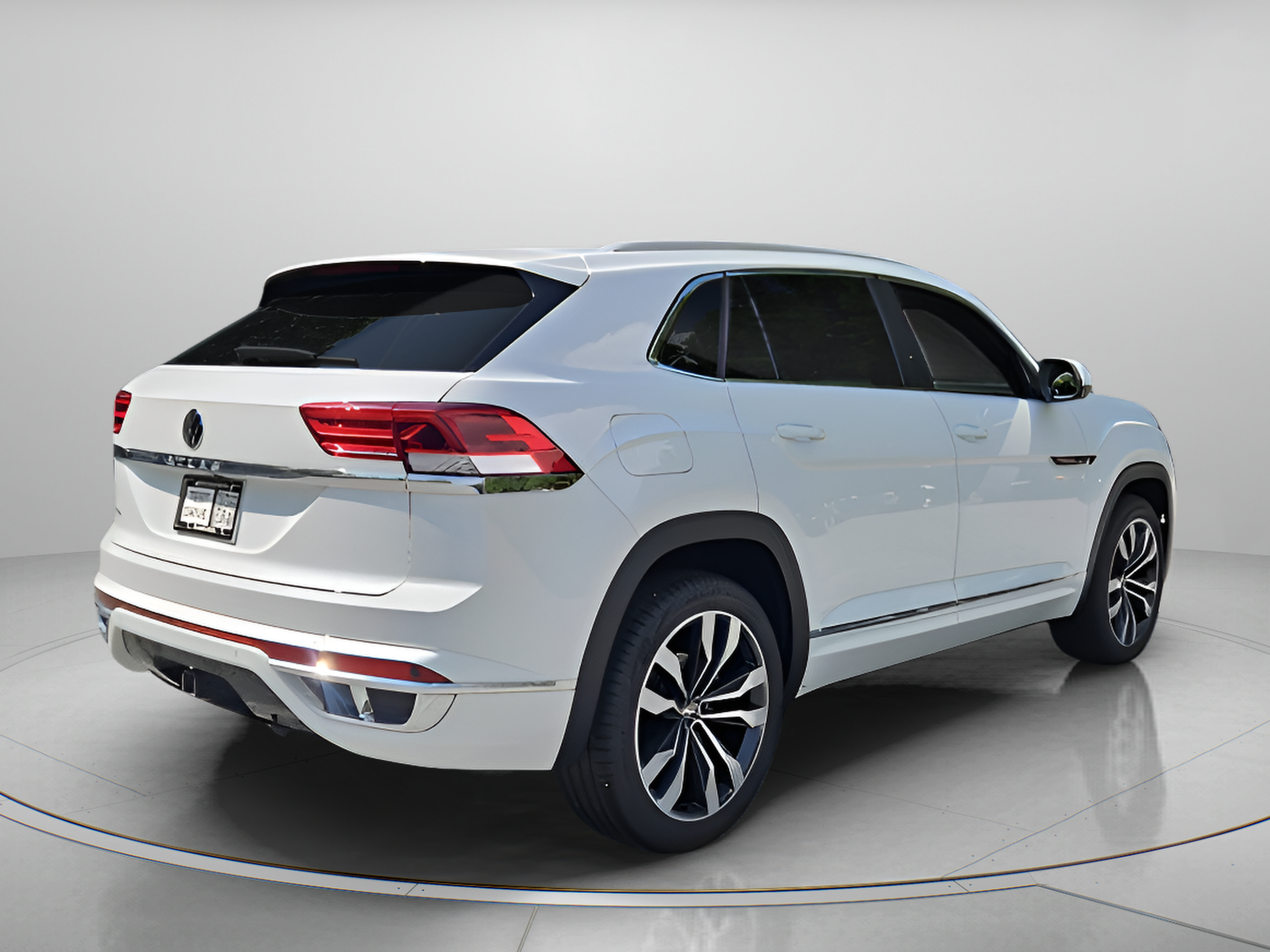 Certified 2021 Volkswagen Atlas Cross Sport SEL R-Line FWD image 5
