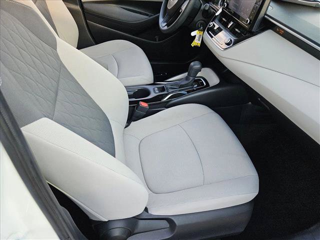 Certified 2022 Toyota Corolla LE FWD image 19