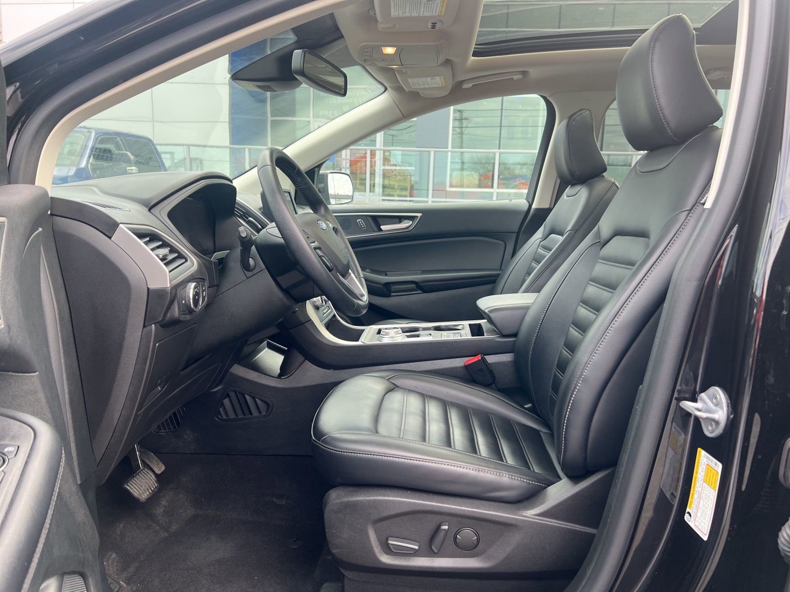 Used 2023 Ford Edge SEL w/ Convenience Package AWD/4WD image 13