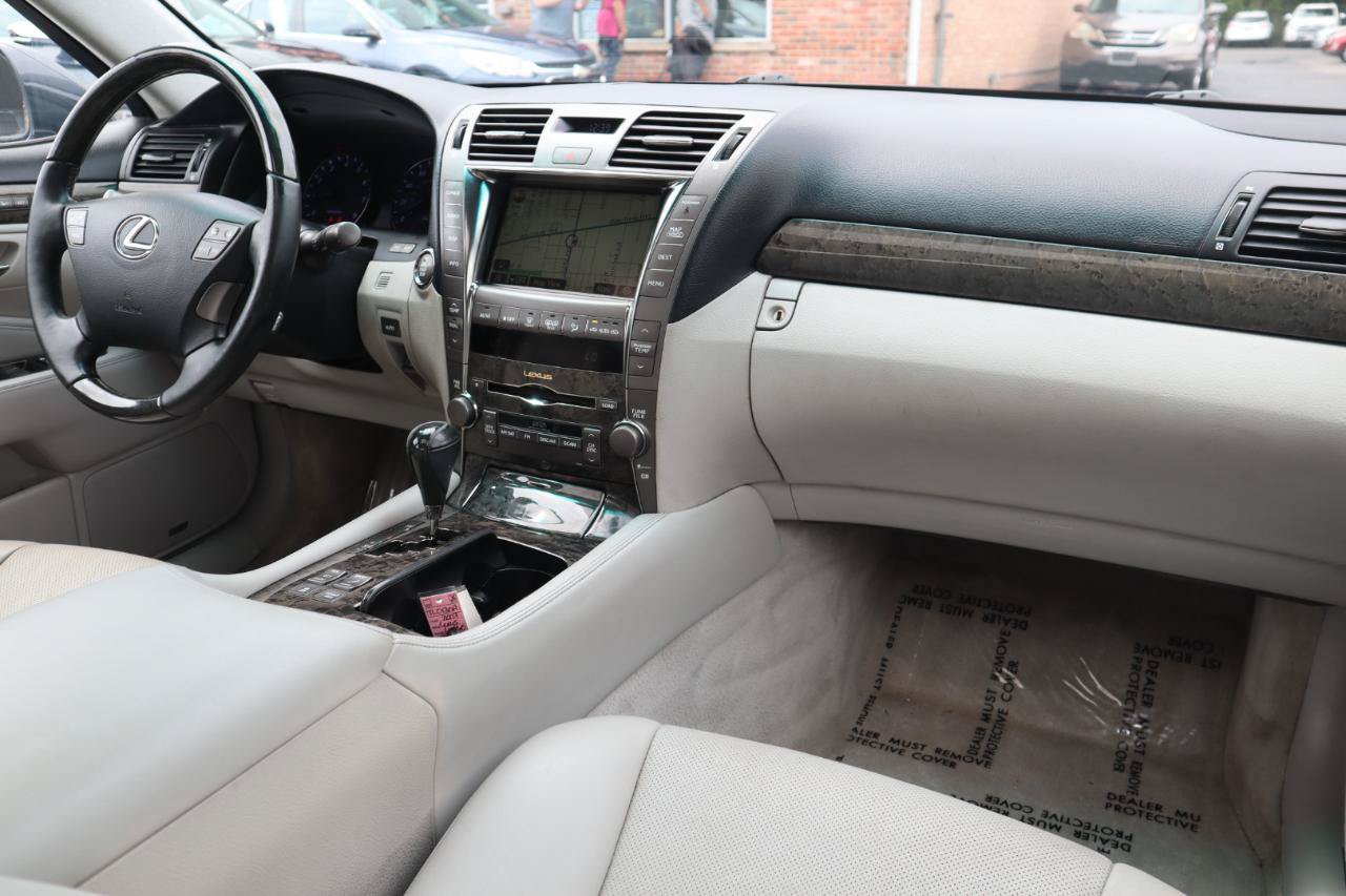 Used 2007 Lexus LS 460 L RWD image 11
