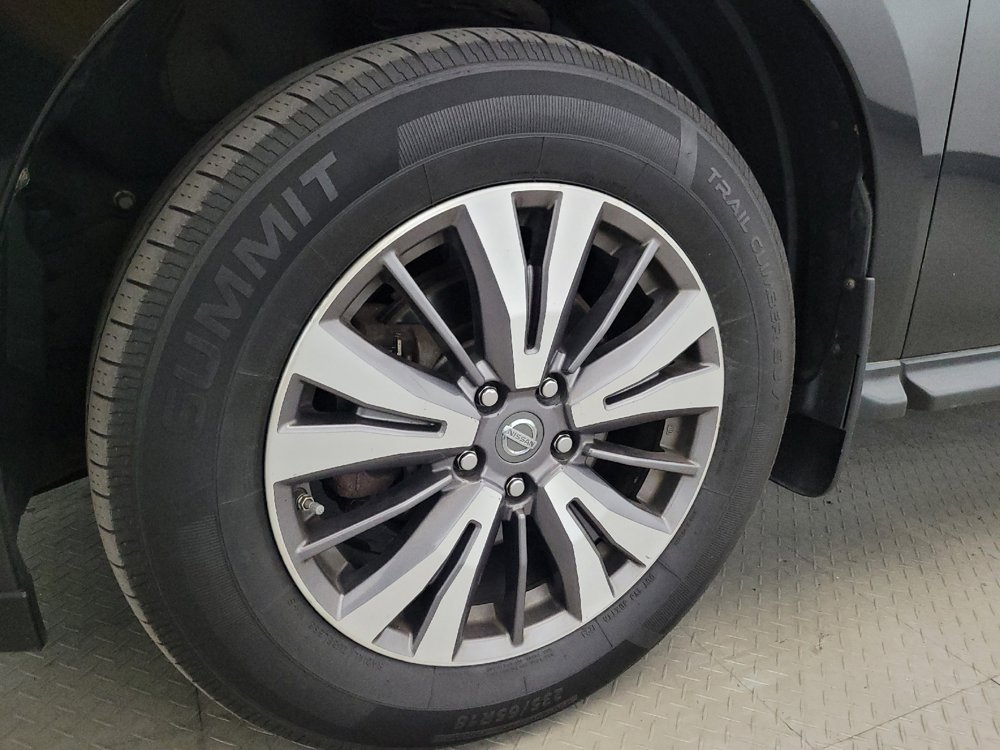 Used 2017 Nissan Pathfinder S AWD/4WD image 31