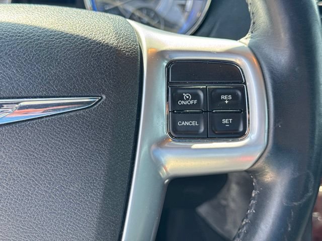 Used 2014 Chrysler 300 RWD image 24