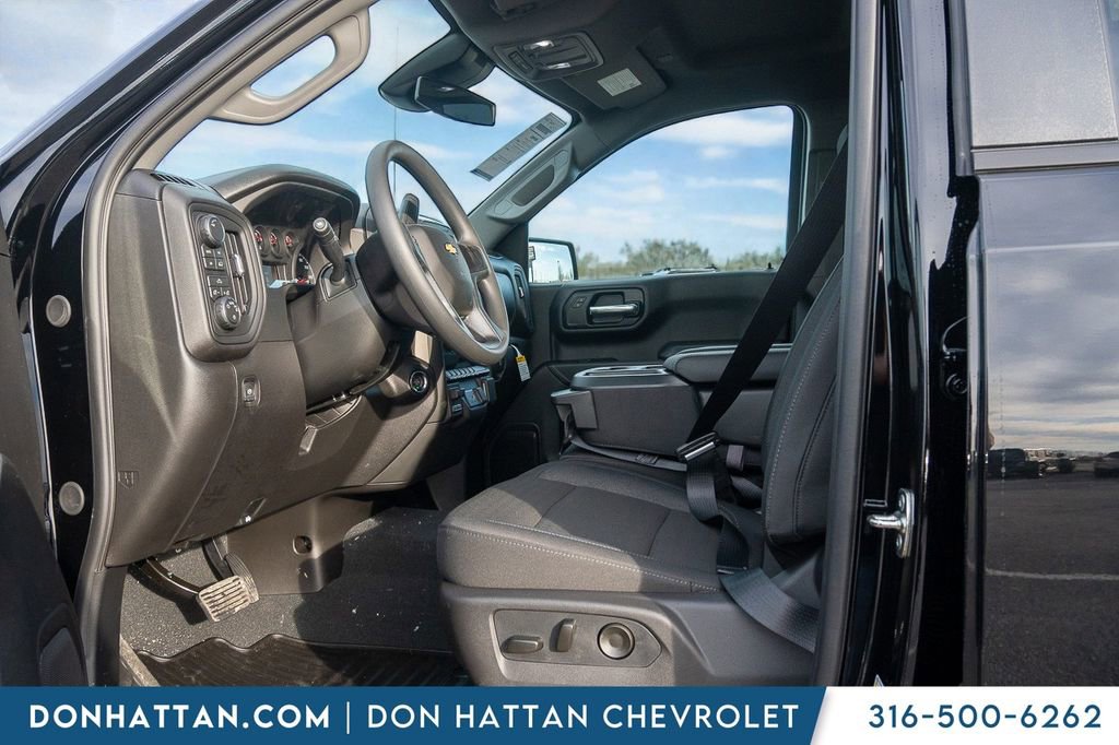 New 2026 Chevrolet Silverado 1500 Custom w/ LPO, Dark Essentials Package image 3