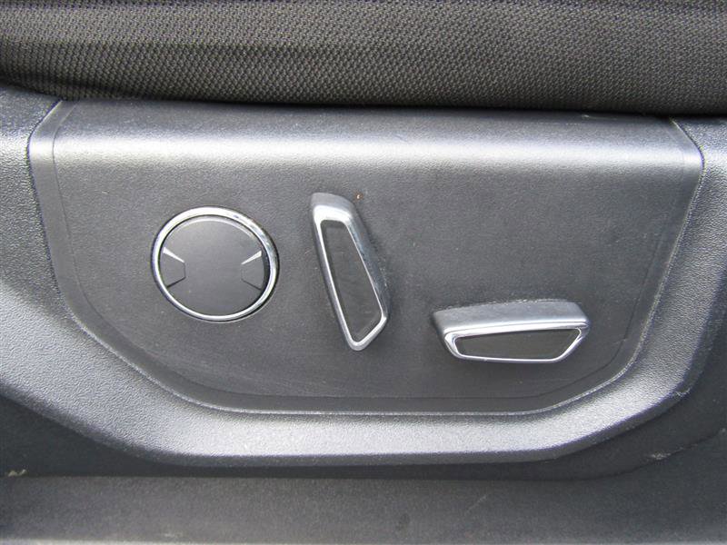 Used 2017 Ford F150 XLT w/ Equipment Group 302A Luxury image 34