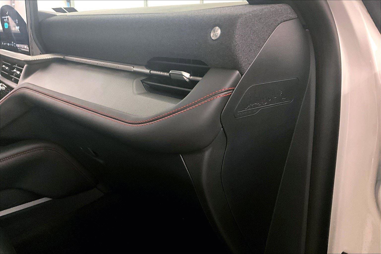 New 2025 Ford Explorer ST-Line w/ Premium Package image 15