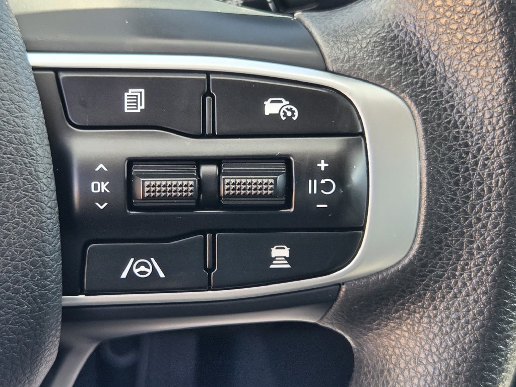 Used 2025 Kia K5 LXS FWD image 22