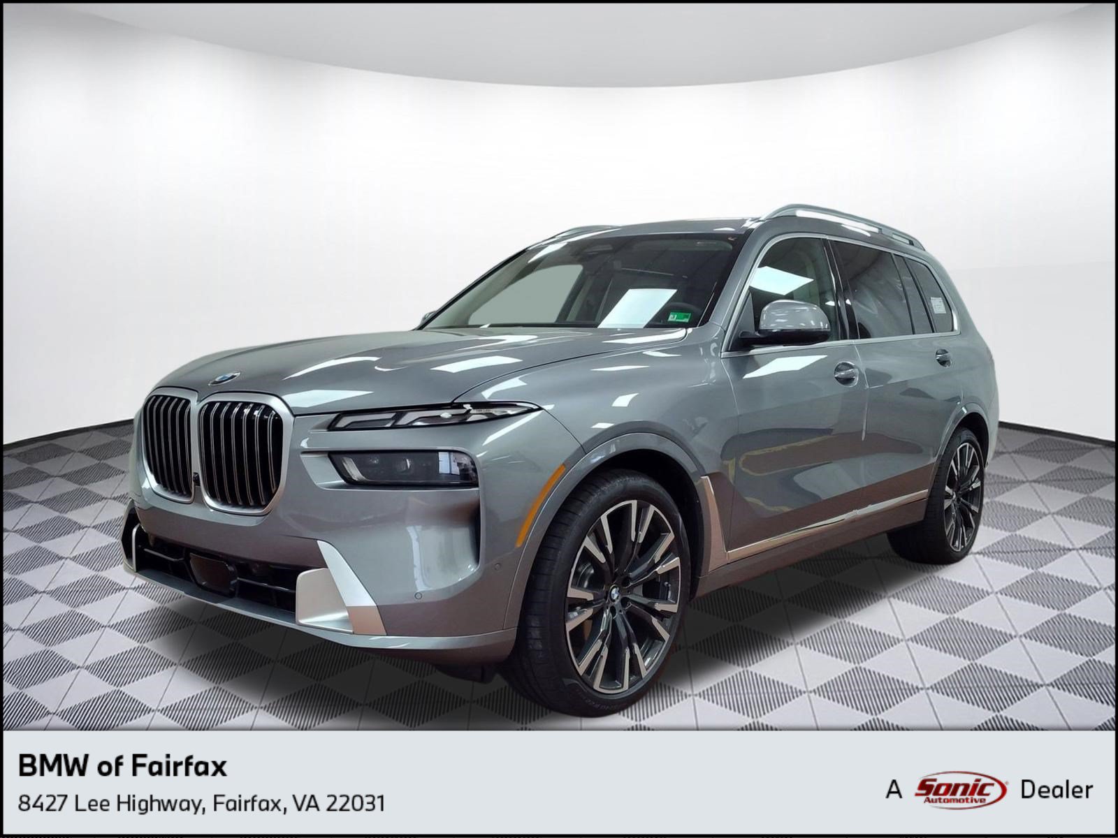 Used 2025 BMW X7 xDrive40i w/ Premium Package AWD/4WD image 1
