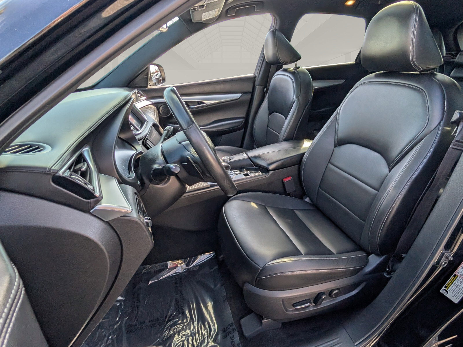 Used 2021 INFINITI QX50 Luxe w/ Appearance Package FWD image 7